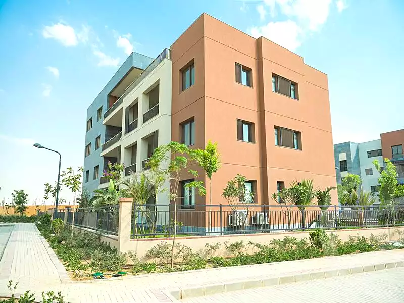 https://aqarmap.com.eg/ar/listing/7207411-for-sale-cairo-new-cairo-compounds-district-5-the-plateau-district-5