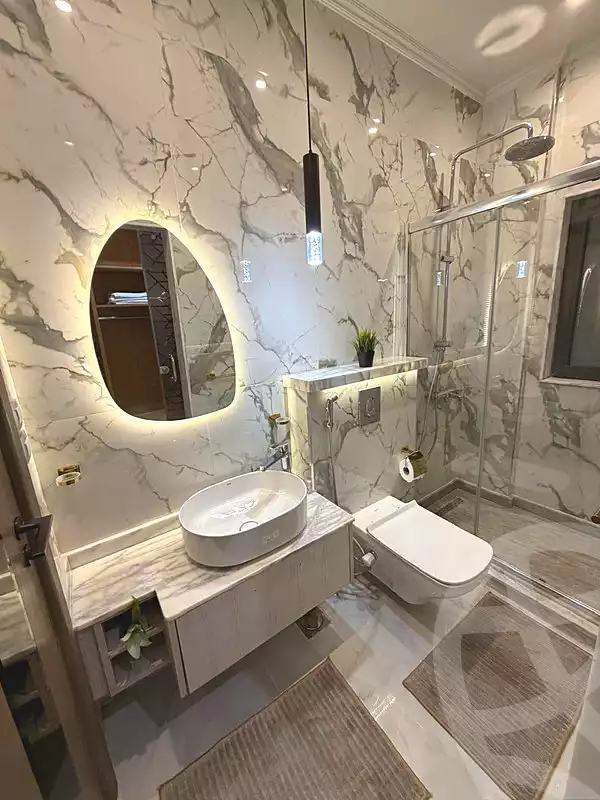 https://aqarmap.com.eg/ar/listing/7207463-for-sale-cairo-new-cairo-compounds-lakeview-residence