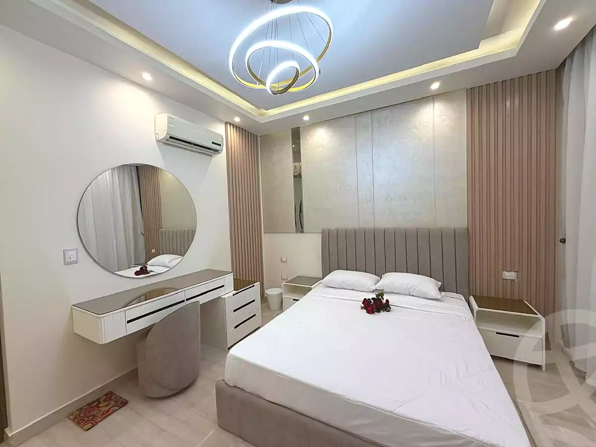https://aqarmap.com.eg/ar/listing/7207463-for-sale-cairo-new-cairo-compounds-lakeview-residence