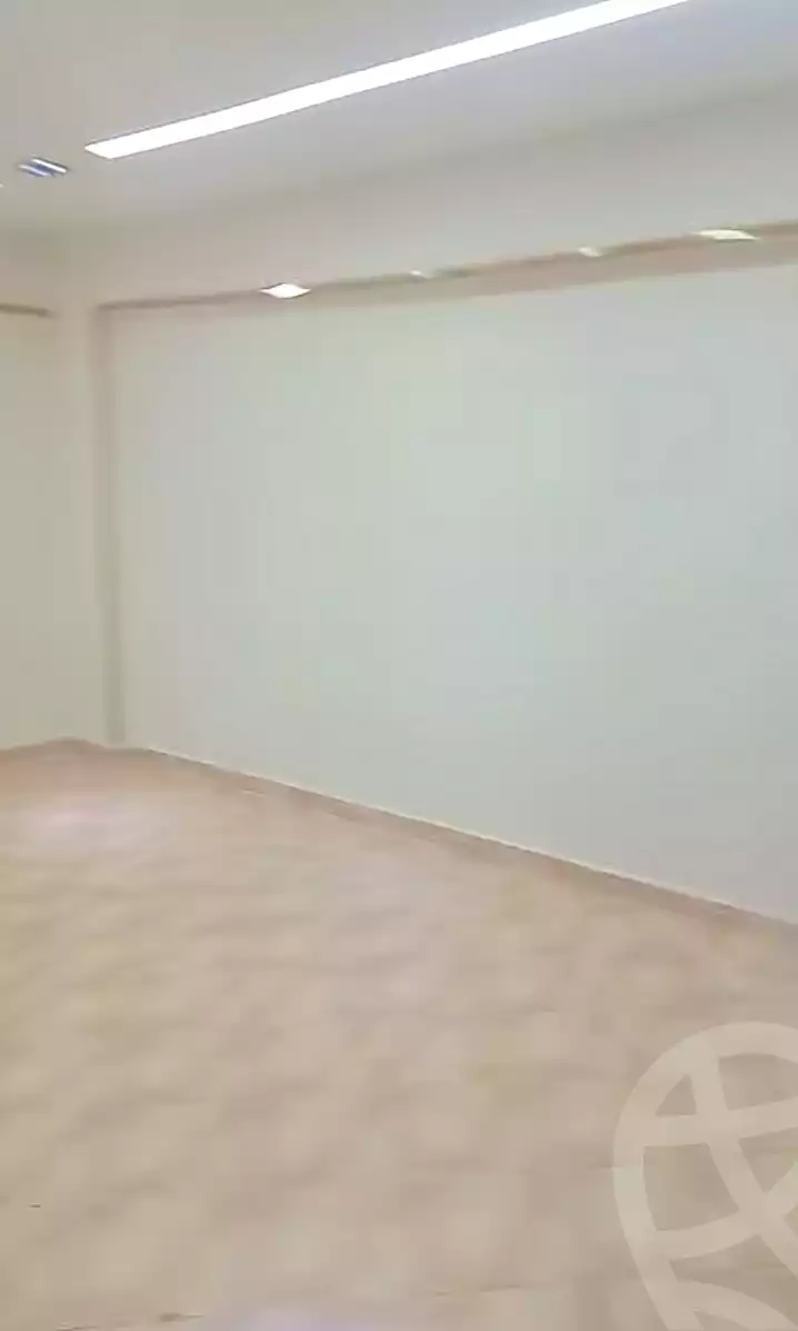https://aqarmap.com.eg/en/listing/7207613-for-sale-alexandria-al-agamy-el-hanouvel-radwan-st
