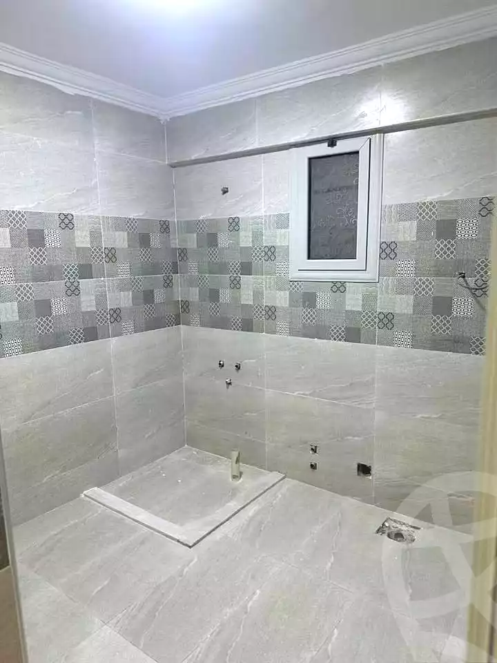 https://aqarmap.com.eg/en/listing/7207639-for-sale-alexandria-al-agamy-el-hanouvel-radwan-st