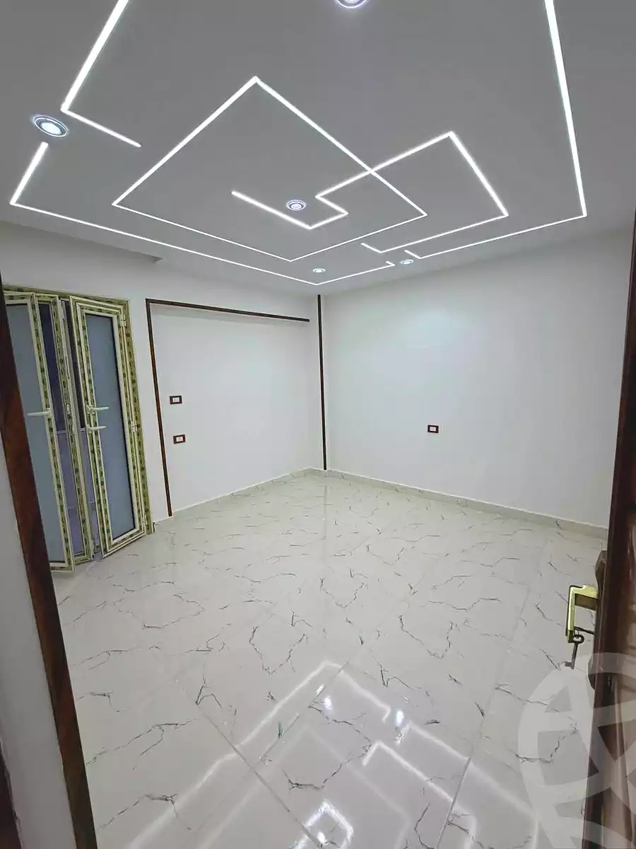 https://aqarmap.com.eg/en/listing/7207705-for-sale-alexandria-lsywf-el-falki