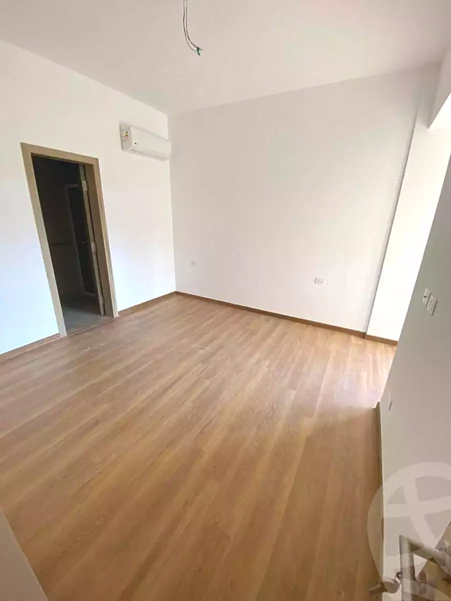 https://aqarmap.com.eg/ar/listing/7207754-for-rent-cairo-new-cairo-compounds-fyfth-skwyr-mwl-lmrsm-llttwyr
