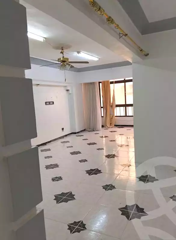 https://aqarmap.com.eg/ar/listing/7207899-for-sale-alexandria-al-agamy-el-hanouvel-abo-el-shawareb-st