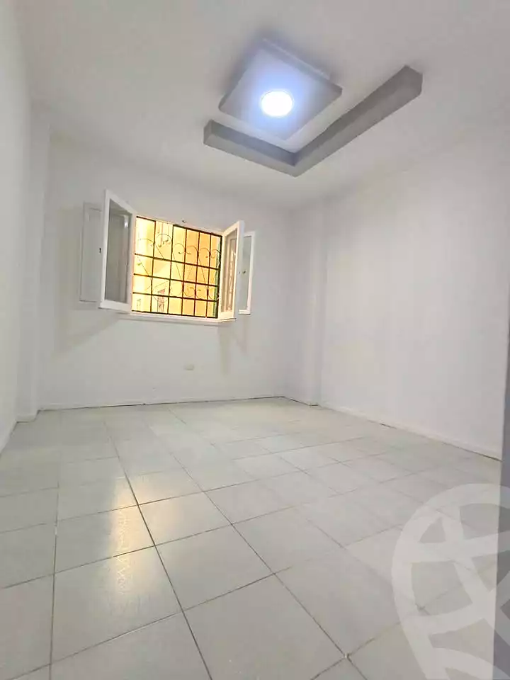 https://aqarmap.com.eg/ar/listing/7208315-for-sale-alexandria-al-agamy-shataa-el-nakheel