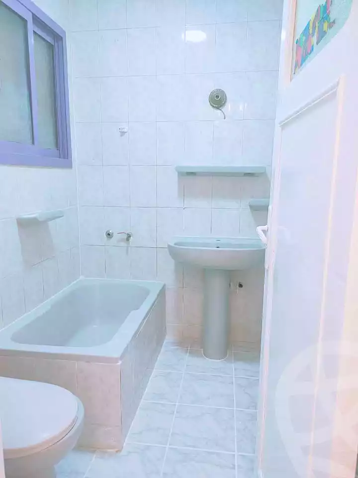https://aqarmap.com.eg/ar/listing/7208327-for-sale-alexandria-al-agamy-shataa-el-nakheel