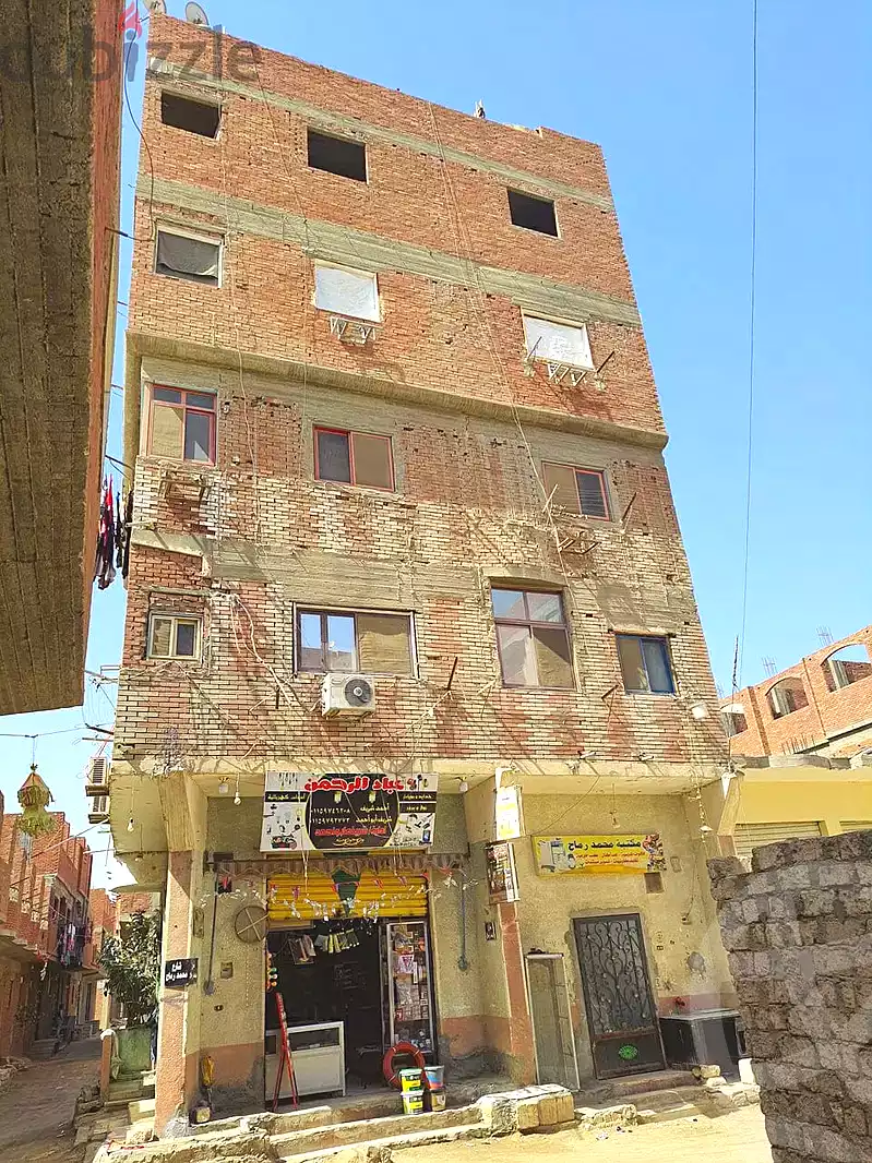https://aqarmap.com.eg/ar/listing/7208406-for-sale-cairo-helwan-el-harir-st