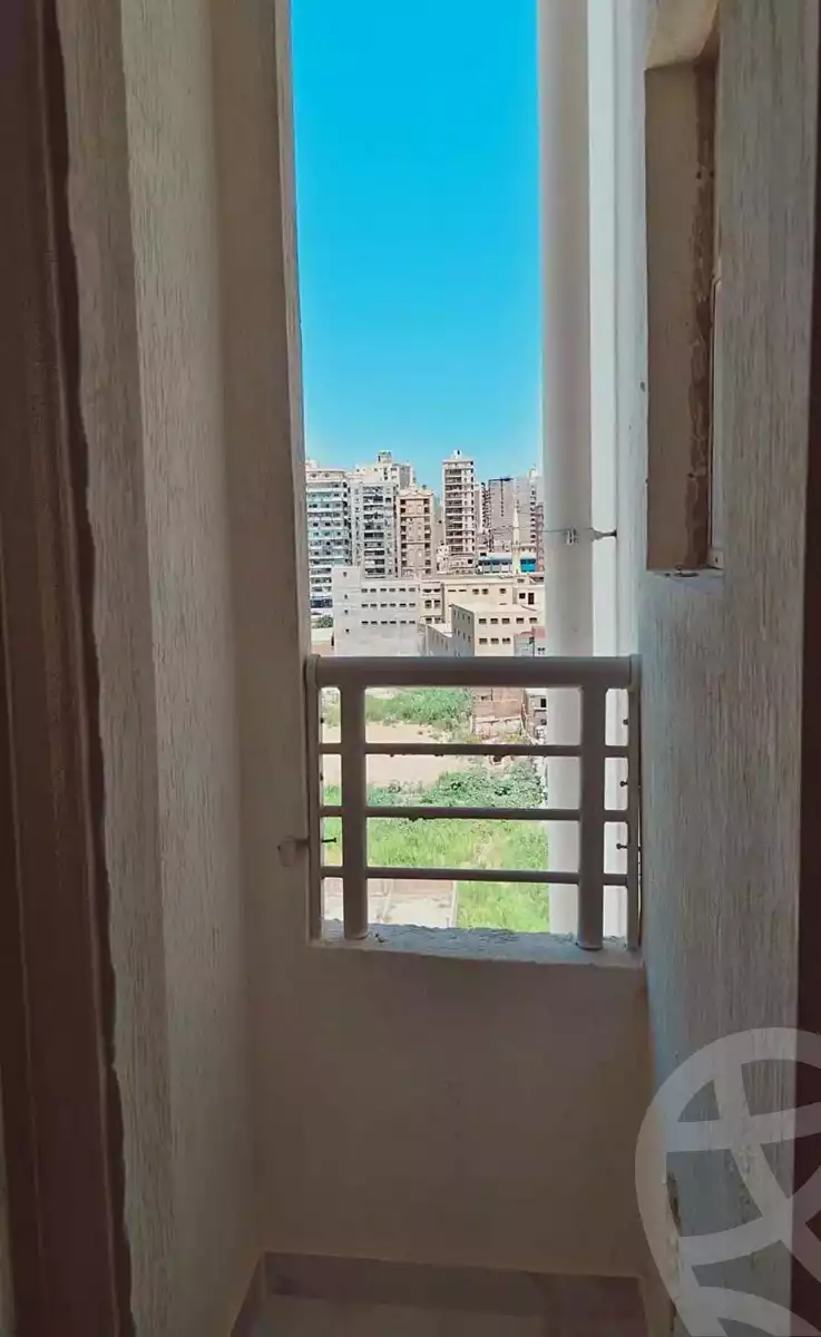https://aqarmap.com.eg/ar/listing/7208475-for-rent-alexandria-moharram-bey