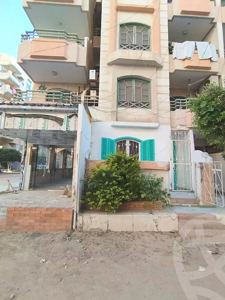 https://aqarmap.com.eg/ar/listing/7208484-for-sale-alexandria-al-agamy-shataa-el-nakheel