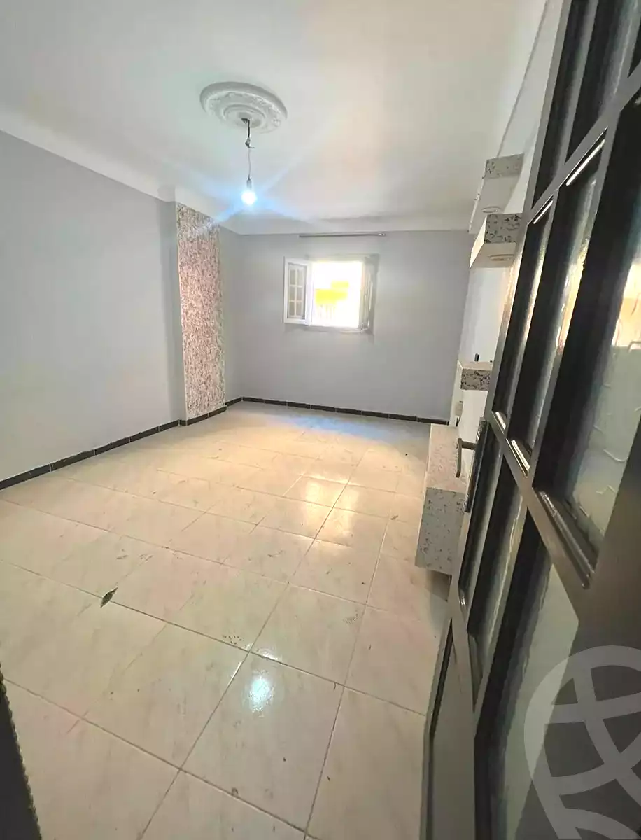 https://aqarmap.com.eg/ar/listing/7208525-for-sale-alexandria-sydy-bshr-sydy-bshr-bhry-shr-khld-bn-lwlyd