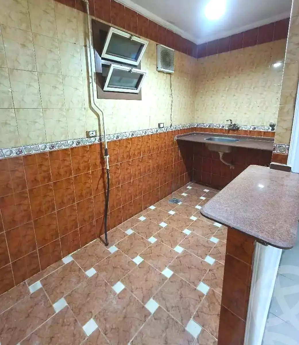https://aqarmap.com.eg/en/listing/7208527-for-sale-alexandria-lsywf-el-falki