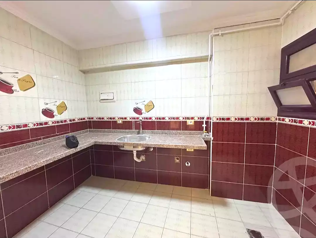 https://aqarmap.com.eg/ar/listing/7208579-for-sale-alexandria-sydy-bshr-sydy-bshr-bhry-shr-mhmwd-l-yswy