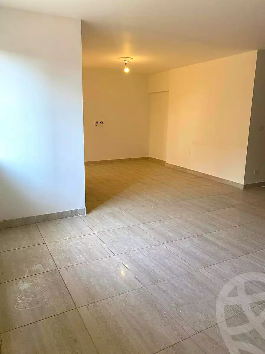 https://aqarmap.com.eg/en/listing/7208929-for-sale-cairo-new-cairo-lrhb-city-phase-4-ahmed-oraby-st