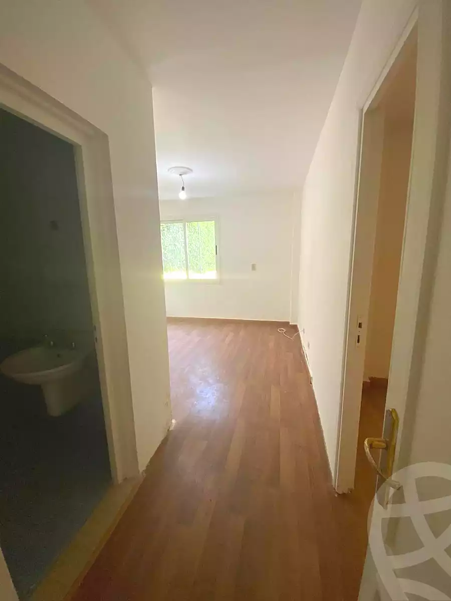 https://aqarmap.com.eg/en/listing/7208929-for-sale-cairo-new-cairo-lrhb-city-phase-4-ahmed-oraby-st