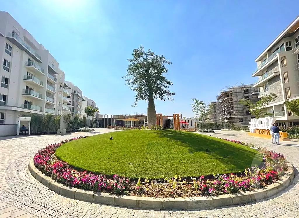 https://aqarmap.com.eg/ar/listing/7209029-for-sale-cairo-new-cairo-compounds-mwntn-fyw-y-syty-mountain-park-mountain-view-icity