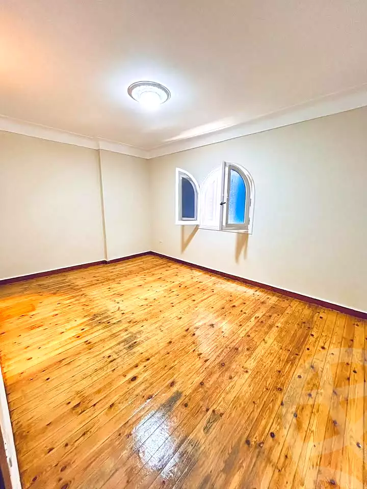https://aqarmap.com.eg/en/listing/7209036-for-sale-alexandria-al-agamy-el-hanouvel-kasr-al-quiri-st-1