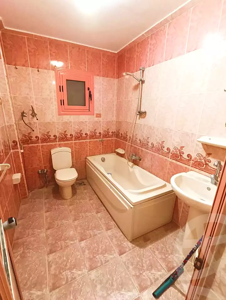https://aqarmap.com.eg/ar/listing/7209137-for-sale-alexandria-sydy-bshr-sydy-bshr-qbly-street-30