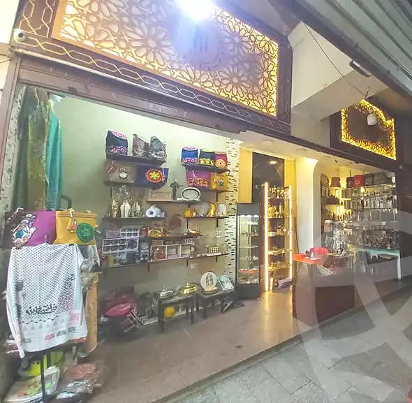 https://aqarmap.com.eg/en/listing/7209352-for-sale-cairo-downtown-el-gamalya-el-hussein