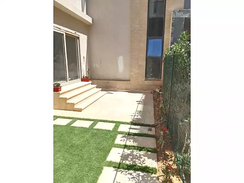 https://aqarmap.com.eg/en/listing/7209394-for-sale-cairo-new-cairo-compounds-galleria-moon-valley-compound-arabia
