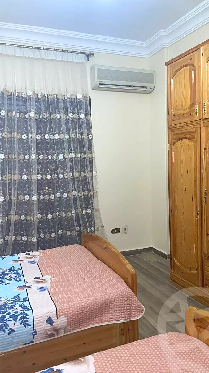 https://aqarmap.com.eg/ar/listing/7209423-for-rent-cairo-new-cairo-first-settlement-mhwr-mstfy-kml