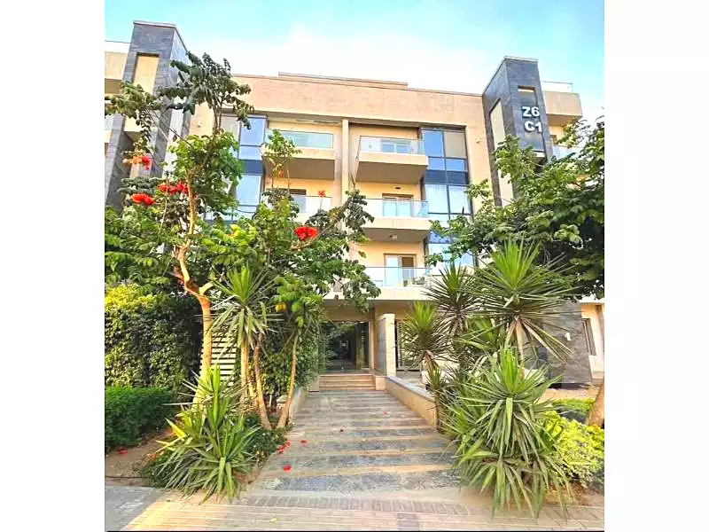 https://aqarmap.com.eg/en/listing/7209401-for-sale-cairo-new-cairo-compounds-galleria-moon-valley-compound-arabia