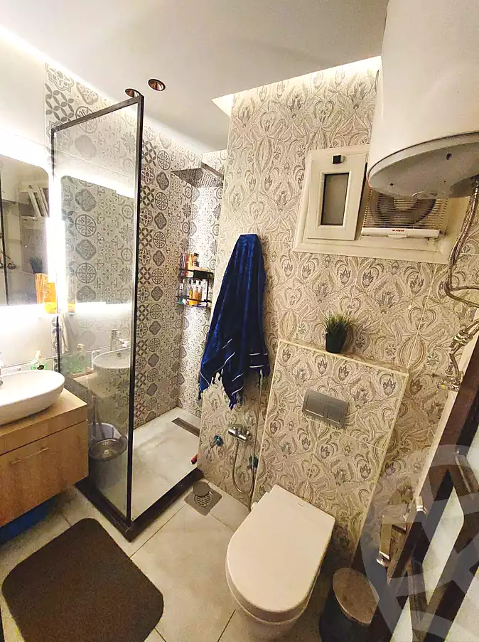 https://aqarmap.com.eg/en/listing/7209558-for-sale-cairo-ain-shams-el-naam-mohammed-ezzat-tamom-st