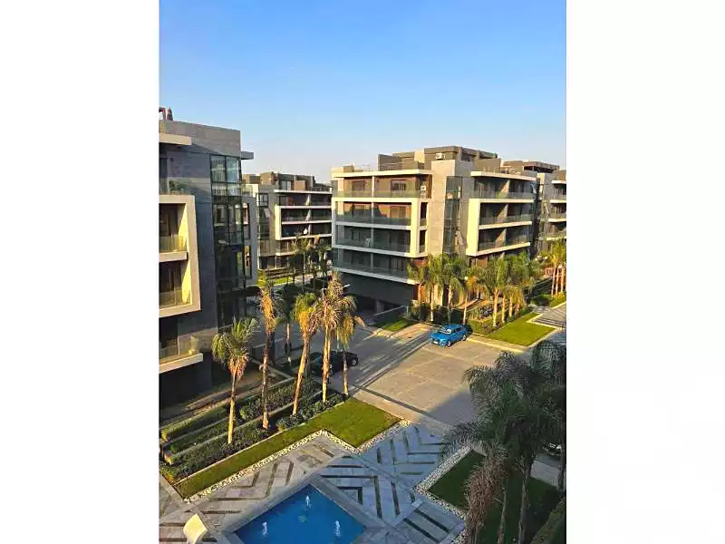 https://aqarmap.com.eg/en/listing/7209526-for-sale-cairo-new-cairo-compounds-el-patio-oro