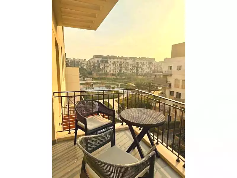 https://aqarmap.com.eg/ar/listing/7209741-for-sale-cairo-new-cairo-compounds-mwntn-fyw-y-syty-club-park-mountain-view-icity