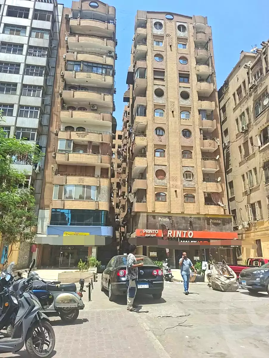 https://aqarmap.com.eg/ar/listing/7209876-for-sale-cairo-el-abbasiya