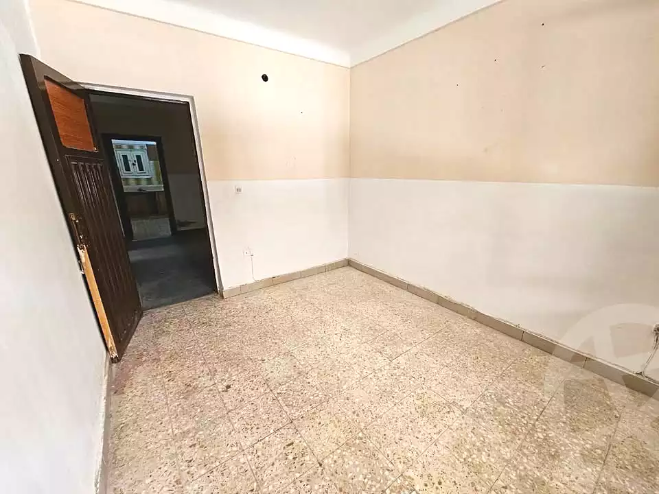 https://aqarmap.com.eg/ar/listing/7210032-for-rent-alexandria-al-agamy-lbytsh-shahr-al-assal-st
