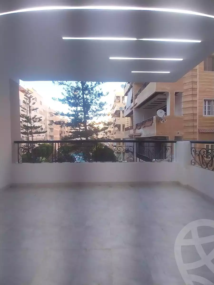 https://aqarmap.com.eg/en/listing/7210087-for-sale-alexandria-al-agamy-shataa-el-nakheel