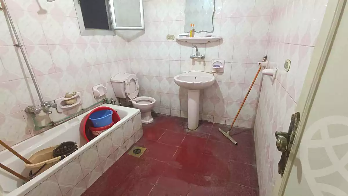 https://aqarmap.com.eg/ar/listing/7210189-for-sale-alexandria-lsywf-gamila-abu-herid-st