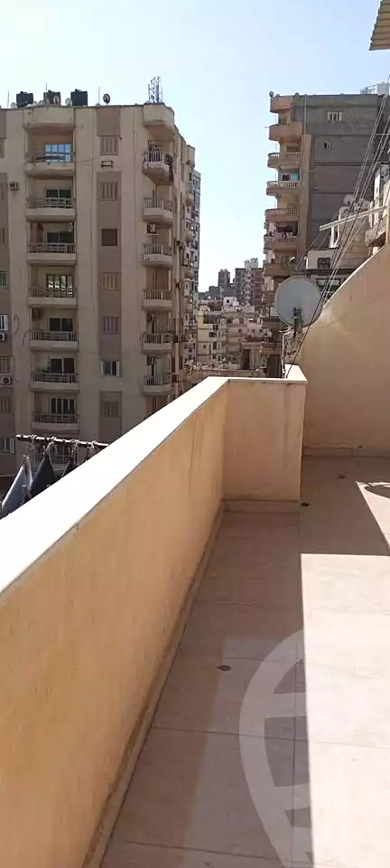 https://aqarmap.com.eg/ar/listing/7210345-for-sale-alexandria-el-mandara-shr-jml-bd-lnsr