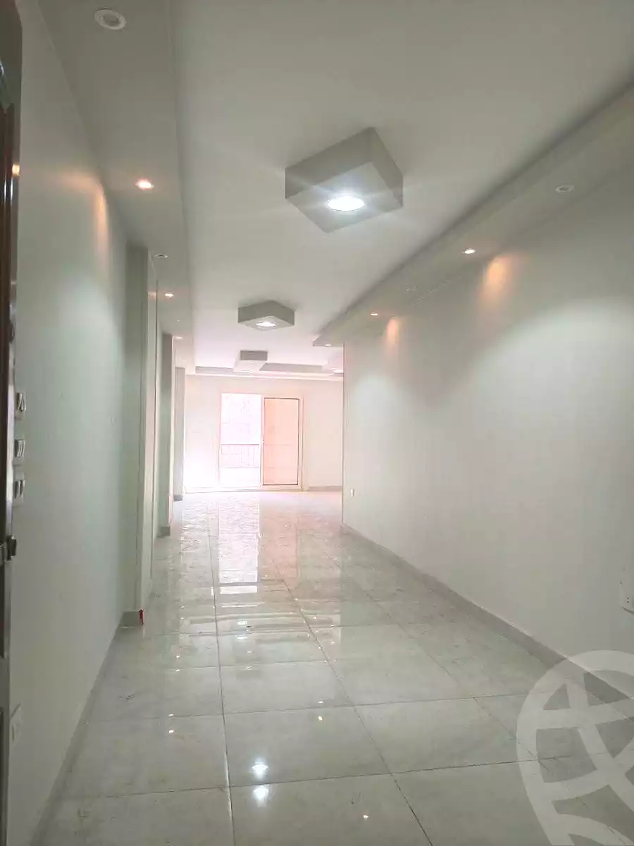 https://aqarmap.com.eg/ar/listing/7210474-for-rent-alexandria-sydy-bshr-sydy-bshr-bhry