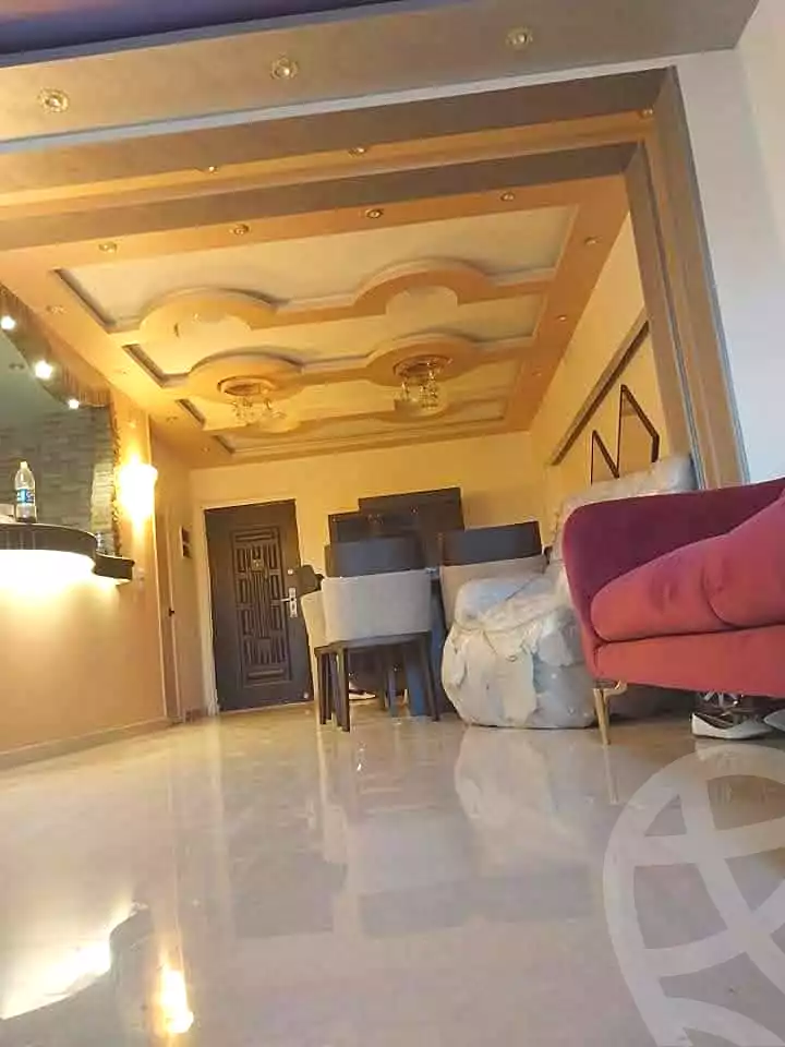 https://aqarmap.com.eg/ar/listing/7210673-for-sale-cairo-helwan-helwan-el-sharkeya-ryad-pasha-st