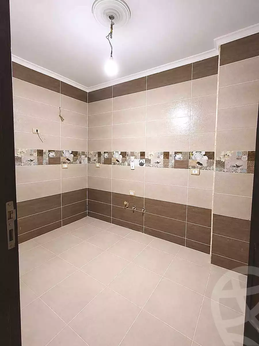 https://aqarmap.com.eg/ar/listing/7210706-for-sale-cairo-helwan-helwan-el-sharkeya-latif-basha-st