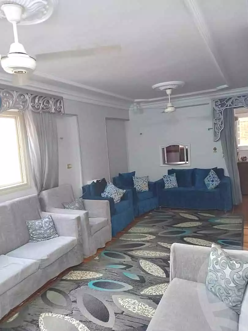 https://aqarmap.com.eg/ar/listing/7210768-for-sale-cairo-helwan-helwan-el-sharkeya-mostafa-safwat-st