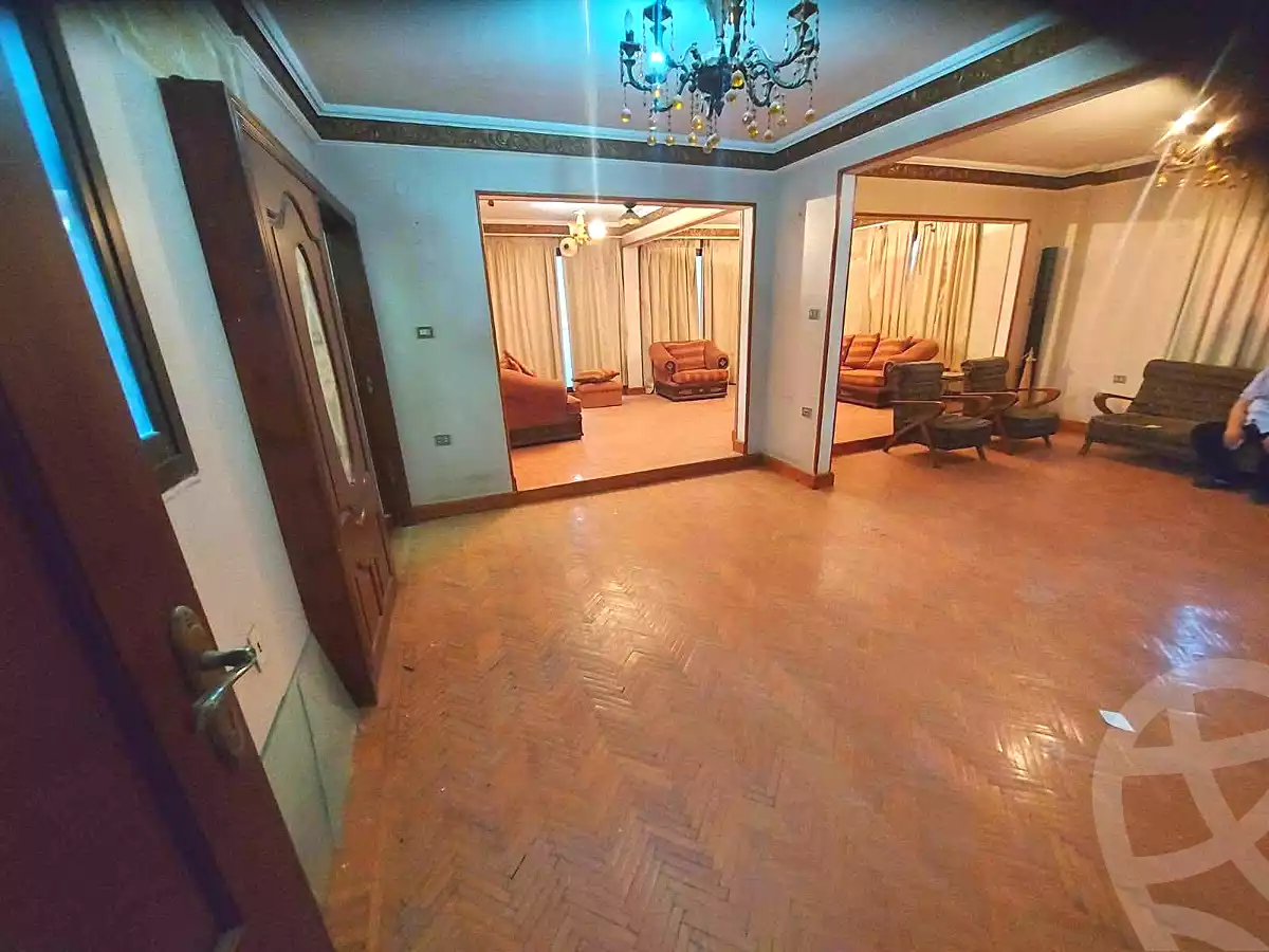 https://aqarmap.com.eg/ar/listing/7210792-for-sale-cairo-helwan-helwan-el-sharkeya-borhan-st