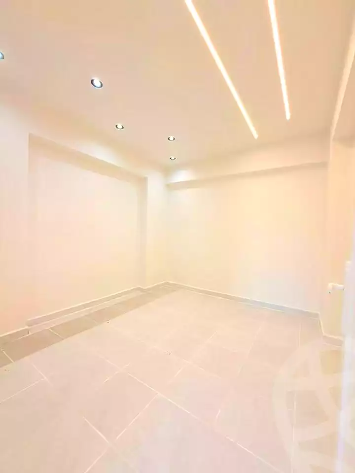 https://aqarmap.com.eg/ar/listing/7210953-for-sale-alexandria-al-agamy-shataa-el-nakheel