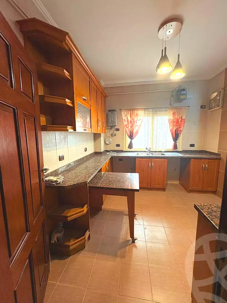 https://aqarmap.com.eg/en/listing/7211297-for-sale-cairo-new-cairo-ganob-el-akadamiya-south-academy-b-medhat-el-kholy-st