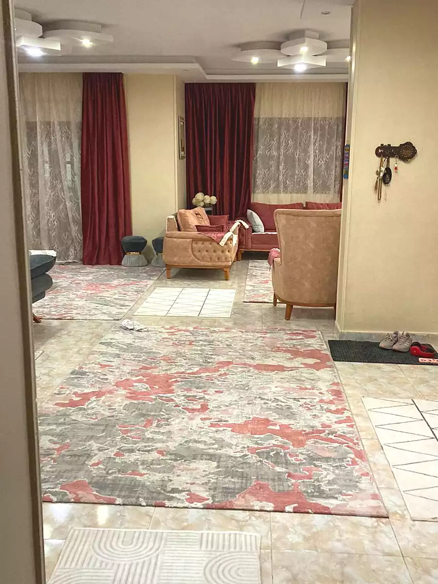 https://aqarmap.com.eg/ar/listing/7211465-for-sale-cairo-al-oubour-el-hay-el-khames-samira-mousa-st