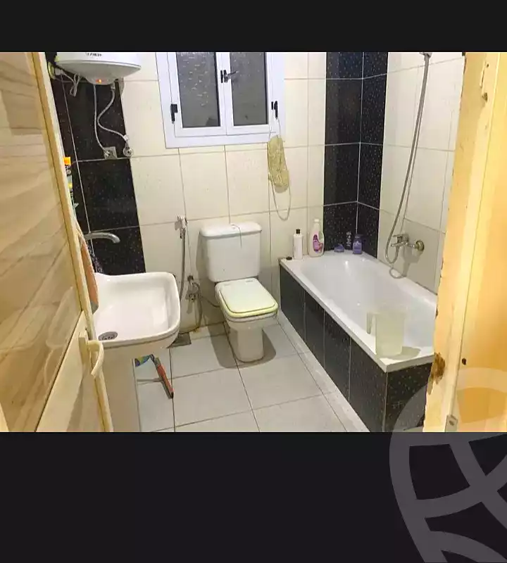 https://aqarmap.com.eg/ar/listing/7211669-for-sale-alexandria-al-agamy-lbytsh-el-hanafeya-st