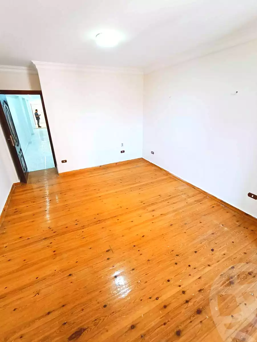 https://aqarmap.com.eg/en/listing/7211739-for-sale-alexandria-miami-iskandar-ibrahim-st