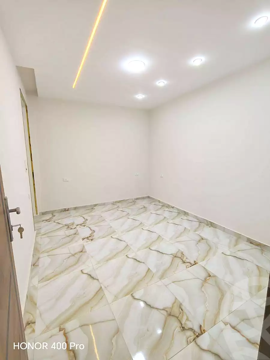 https://aqarmap.com.eg/en/listing/7211771-for-sale-cairo-faisal-el-maryotyah-town-valley-compound-sakan