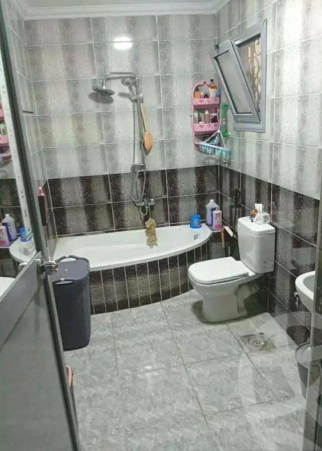https://aqarmap.com.eg/ar/listing/7211946-for-sale-alexandria-al-agamy-el-hanouvel