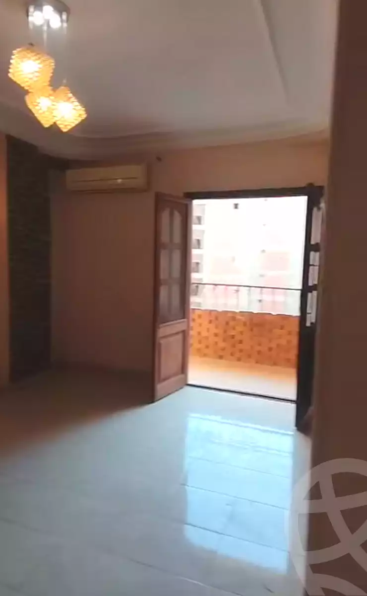https://aqarmap.com.eg/ar/listing/7211854-for-rent-cairo-helwan-hadayek-helwan-nile-corniche-st
