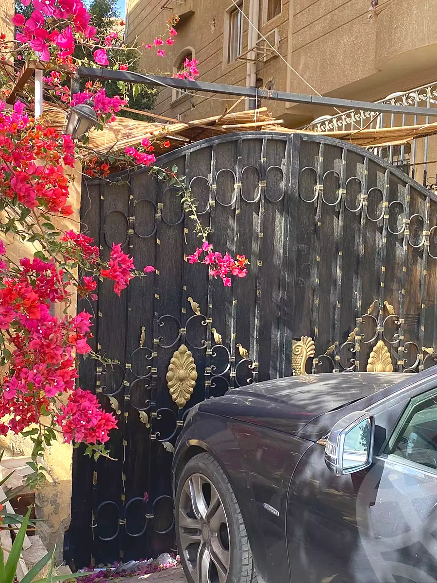https://aqarmap.com.eg/ar/listing/7212843-for-sale-cairo-new-cairo-el-ahyaa-third-neighborhood-street-23