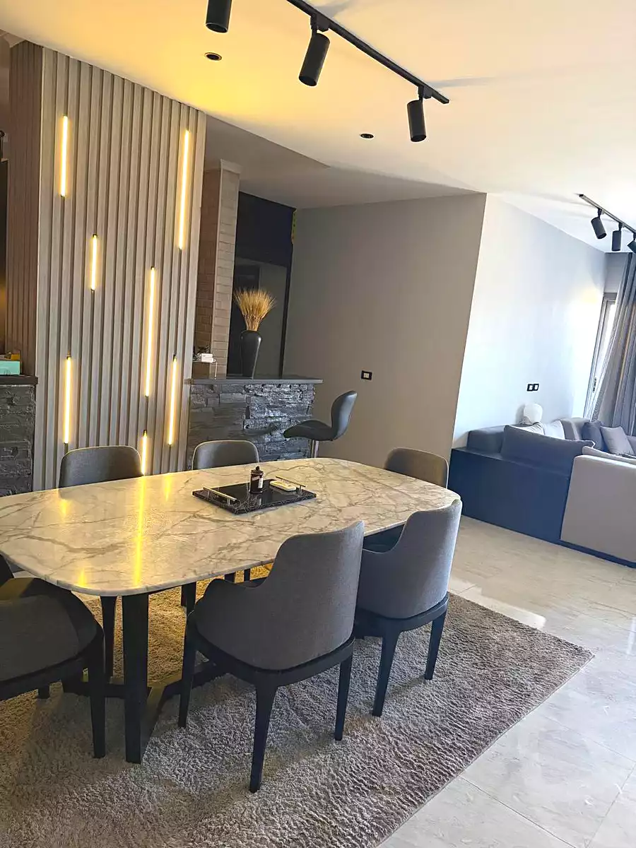 https://aqarmap.com.eg/ar/listing/7212913-for-sale-cairo-new-cairo-compounds-dh-ykwn-2-ryzydns-styl-hwm