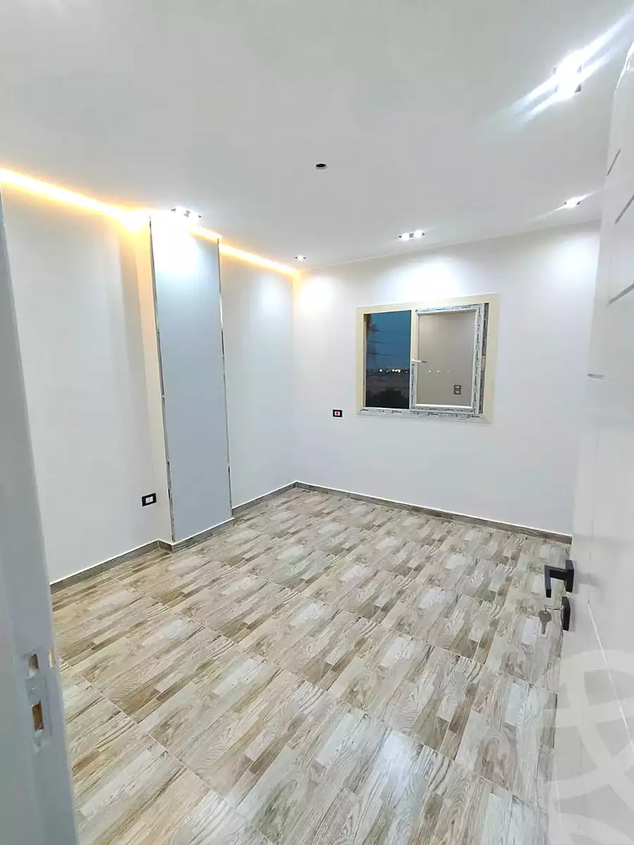 https://aqarmap.com.eg/en/listing/7212927-for-sale-cairo-6th-of-october-hadaeq-october-compounds-el-fardoos-city