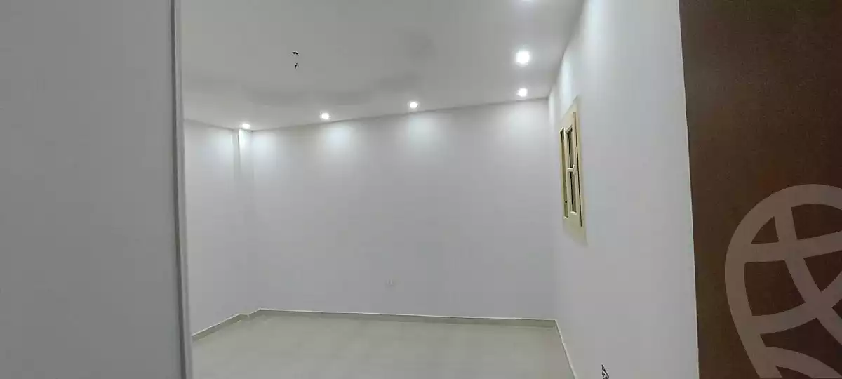 https://aqarmap.com.eg/ar/listing/7213021-for-sale-cairo-6th-of-october-compounds-october-plaza